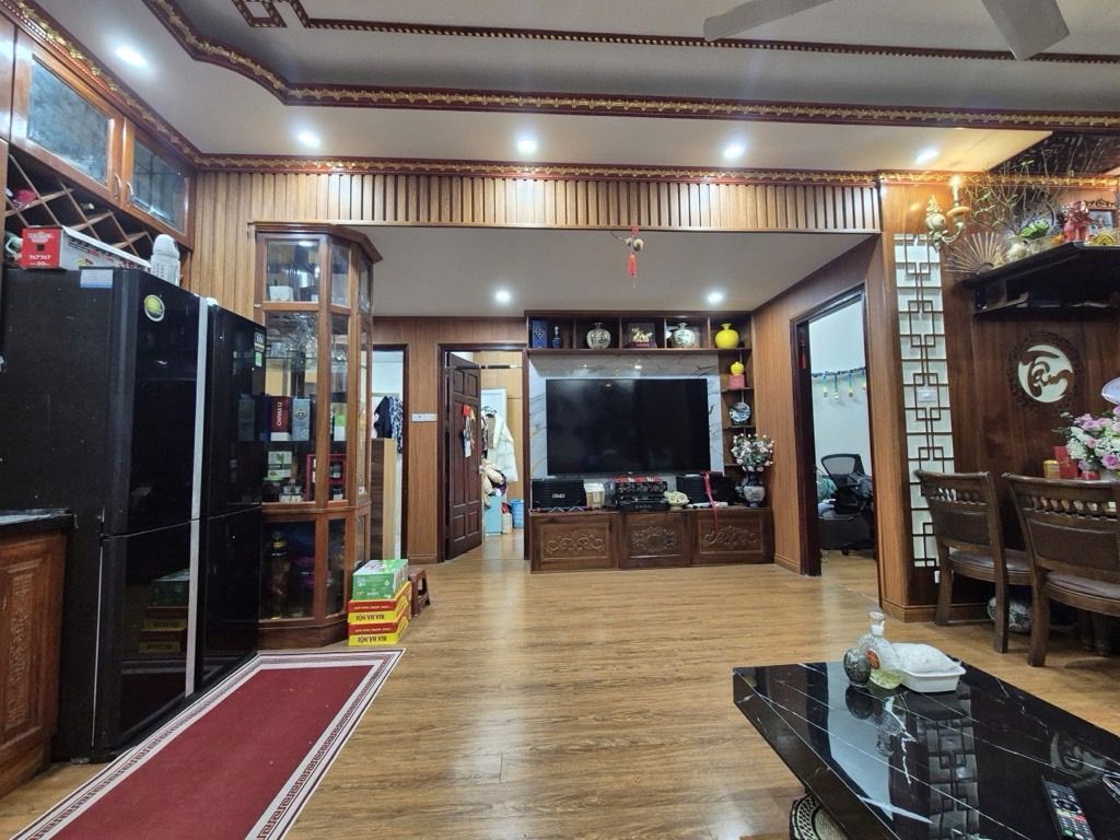 Bán nhà Hoàng Văn Thái - diện tích 78.4m2 1 tầng - Ô tô đỗ nội khu - giá 8,26 tỷ