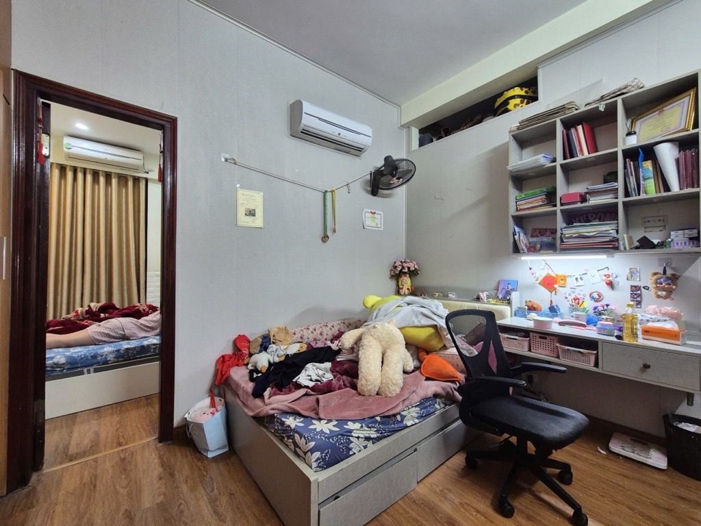 Bán nhà Hoàng Văn Thái - diện tích 78.4m2 1 tầng - Ô tô đỗ nội khu - giá 8,26 tỷ