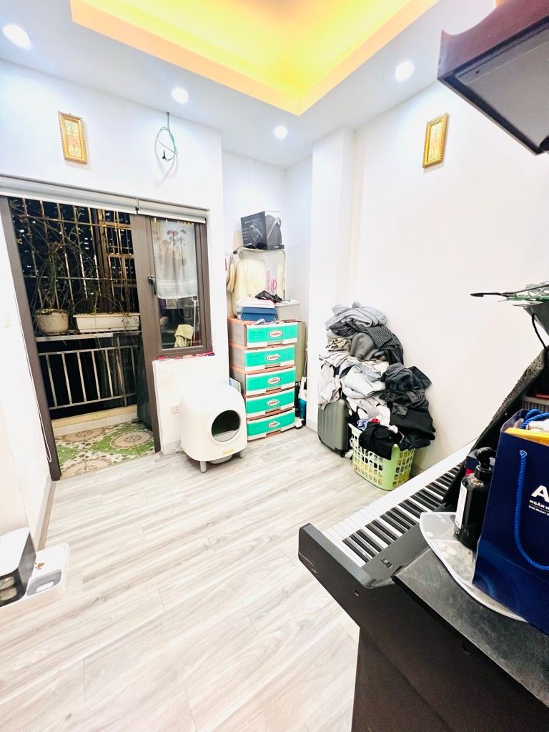 Bán nhà Giáp Nhị - diện tích 45m2 1 tầng - CCMN nhỏ xinh có thang máy - giá 2,5 tỷ