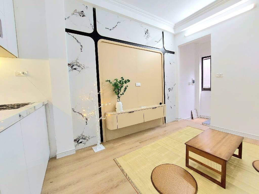 Bán nhà Bùi Ngọc Dương - diện tích 12m2 5 tầng - gần ô tô - giá 4 tỷ