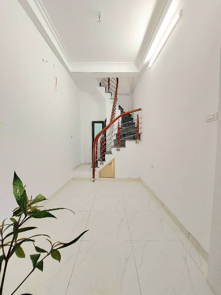 Bán nhà Bùi Ngọc Dương - diện tích 12m2 5 tầng - gần ô tô - giá 4 tỷ