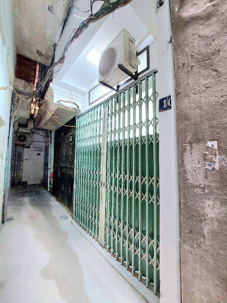 Bán nhà Bùi Ngọc Dương - diện tích 12m2 5 tầng - gần ô tô - giá 4 tỷ