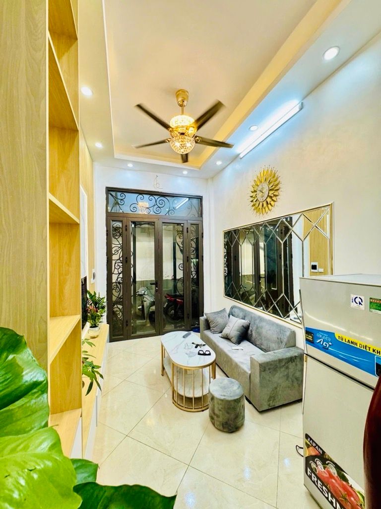 Bán nhà Đình Đông - diện tích 16,6m2 4 tầng - Nhà riêng full nội thất - giá 5 tỷ