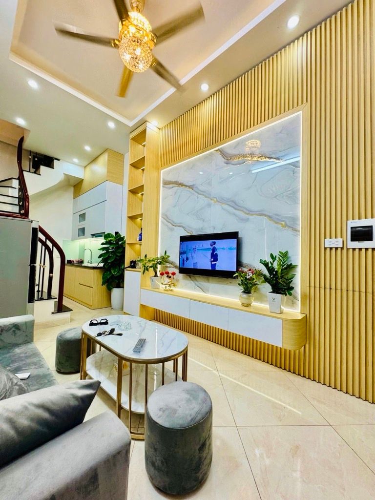 Bán nhà Đình Đông - diện tích 16,6m2 4 tầng - Nhà riêng full nội thất - giá 5 tỷ