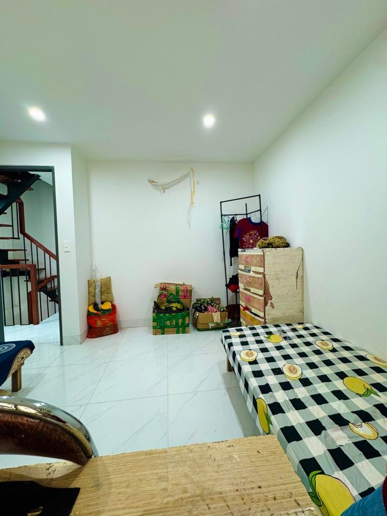 Bán nhà Vĩnh Tuy - diện tích 35m2 2 tầng - Lô góc thoáng đẹp - giá 2,3 tỷ