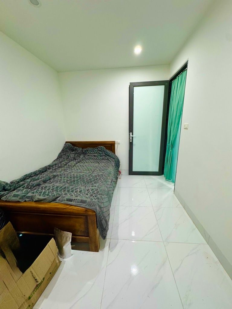 Bán nhà Vĩnh Tuy - diện tích 35m2 2 tầng - Lô góc thoáng đẹp - giá 2,3 tỷ