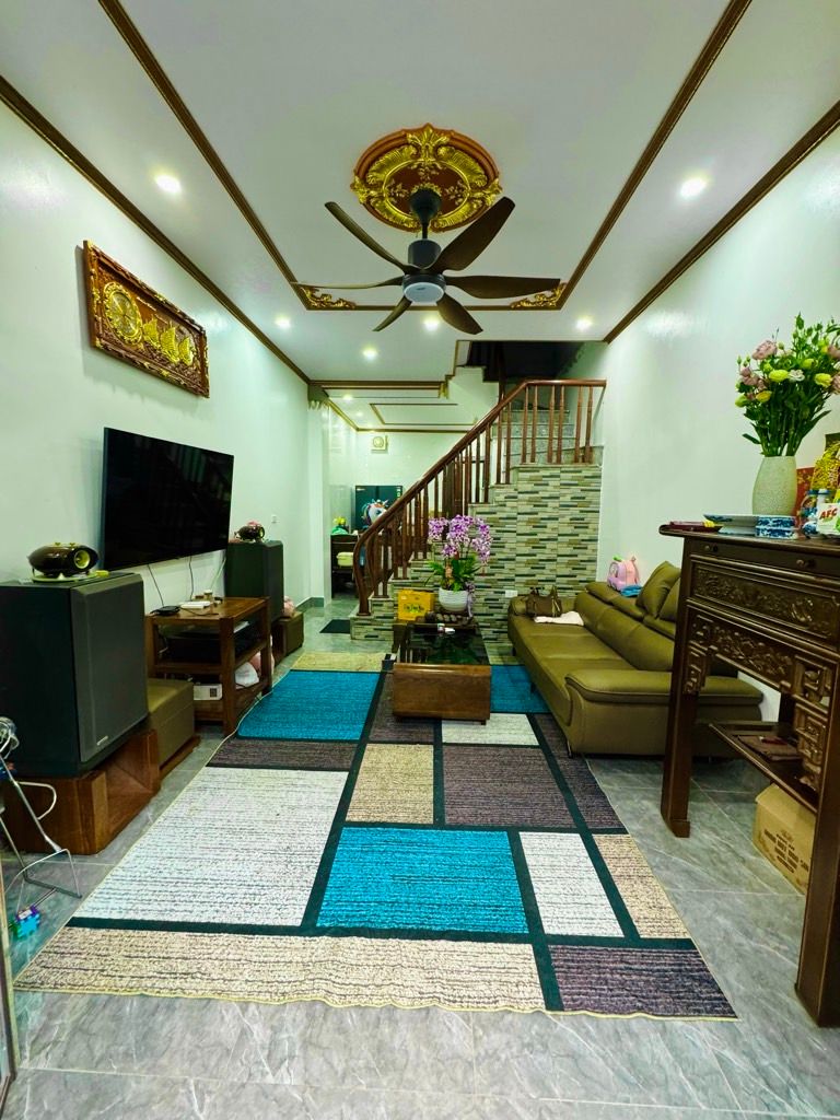 Bán nhà Vĩnh Tuy - diện tích 33,3m2 2 tầng - Nhà riêng DT rộng - giá 2 tỷ