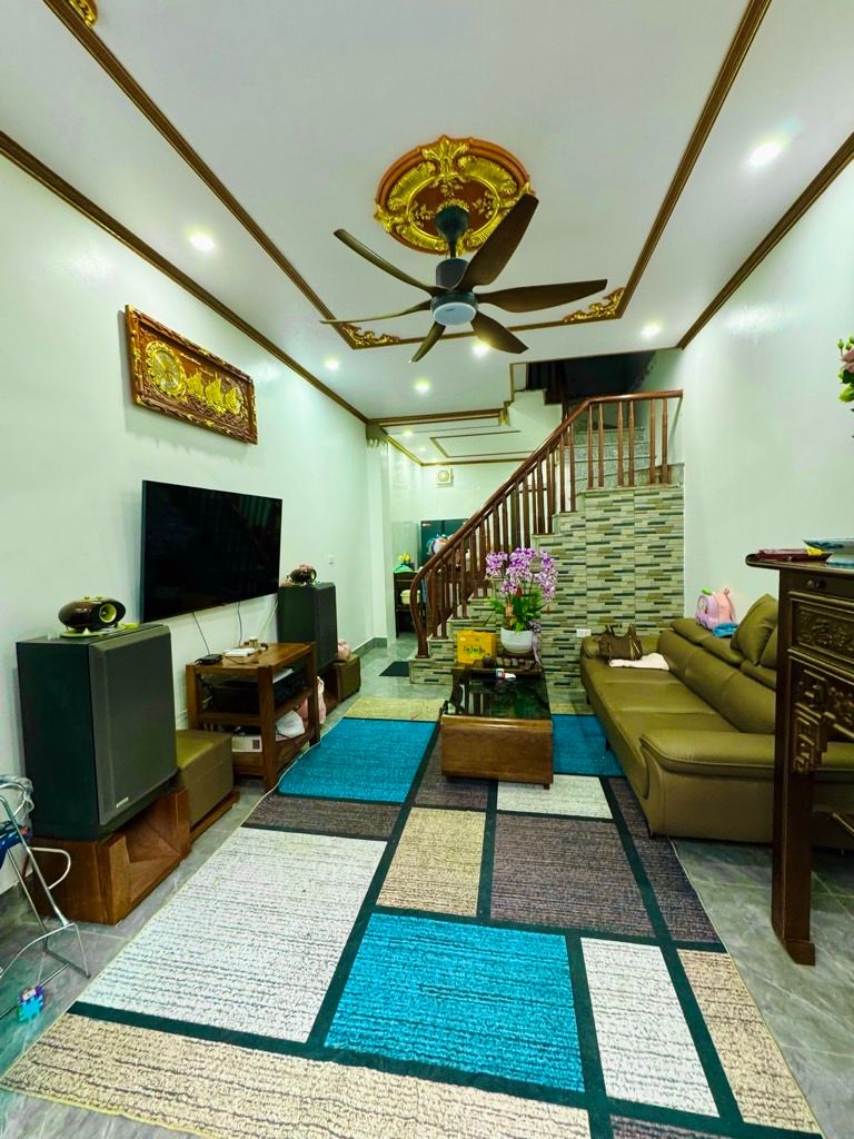 Bán nhà Vĩnh Tuy - diện tích 33,3m2 2 tầng - Nhà riêng DT rộng - giá 2 tỷ