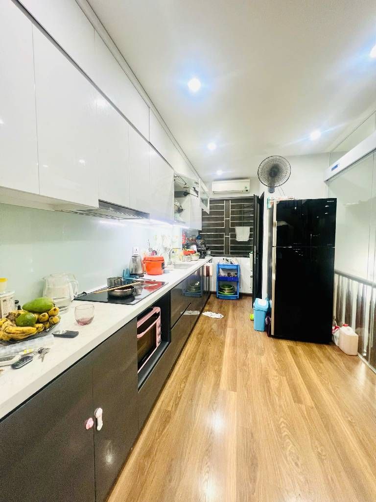 Bán nhà Trần Quý Cáp - diện tích 40m2 5 tầng - ô tô tránh đỗ - giá 16,5 tỷ