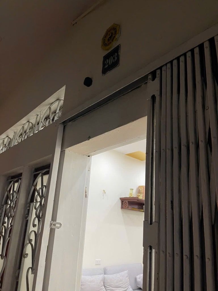 Bán nhà Trương Định - diện tích 28,3m2 2 tầng - gần phố - giá 4,35 tỷ