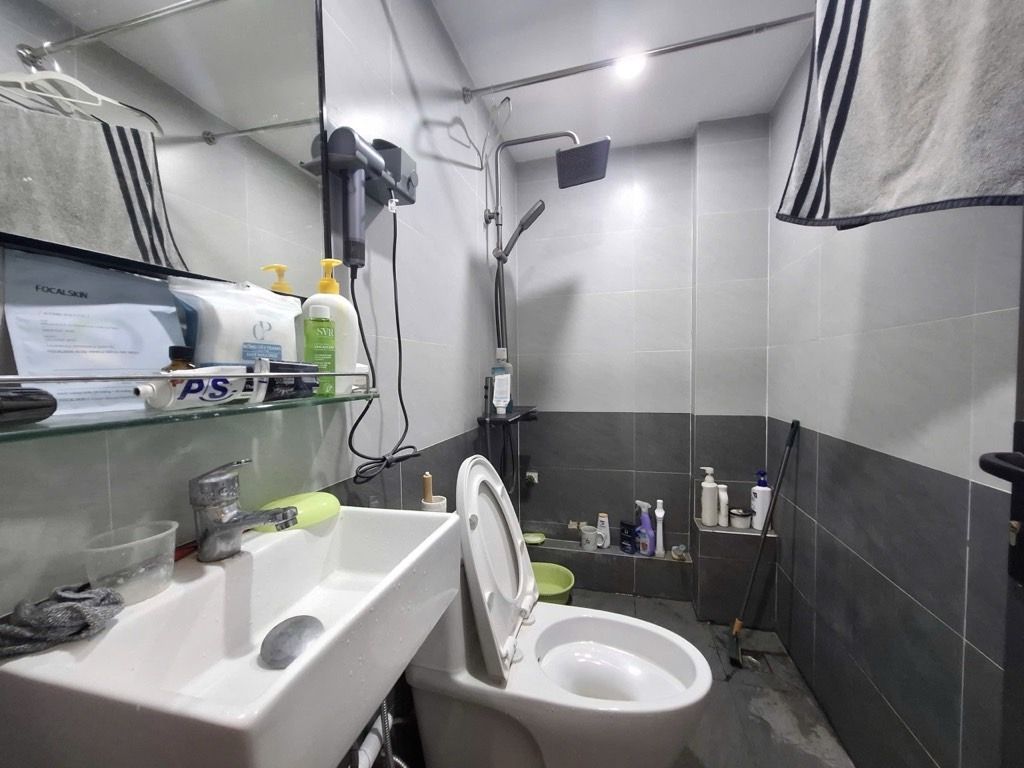 Bán nhà Nguyễn Văn Viên - diện tích 50m2 5 tầng - Mặt phố - giá 16,5 tỷ