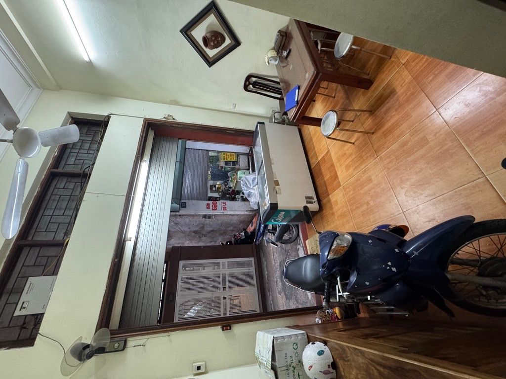 Bán nhà Giải Phóng - diện tích 24.3m2 4 tầng - Kinh doanh sầm uất - giá 10,8 tỷ