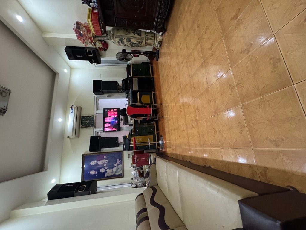 Bán nhà Giải Phóng - diện tích 24.3m2 4 tầng - Kinh doanh sầm uất - giá 10,8 tỷ