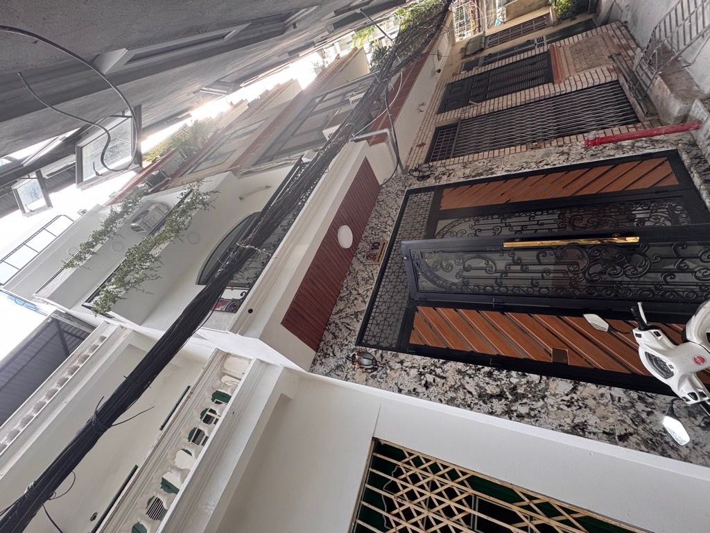 Bán nhà Lương Khánh Thiện - diện tích 36.8m2 6 tầng - ô tô vào trong nhà - giá 12,39 tỷ