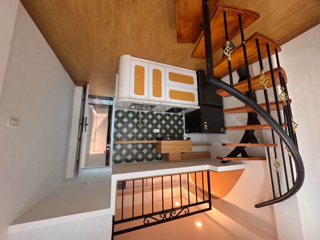 Bán nhà Lương Khánh Thiện - diện tích 36.8m2 6 tầng - ô tô vào trong nhà - giá 12,39 tỷ