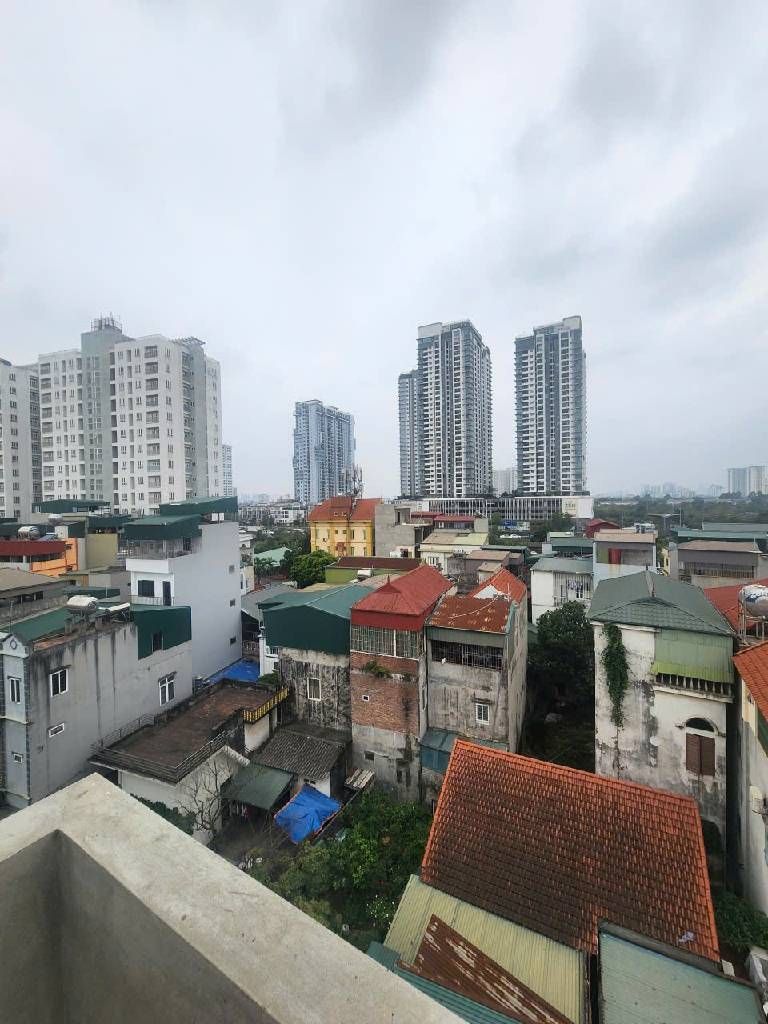 Bán nhà Khuyến Lương - diện tích 30m2 6 tầng - Thang máy, ngõ thông ba gác - giá 9,5 tỷ