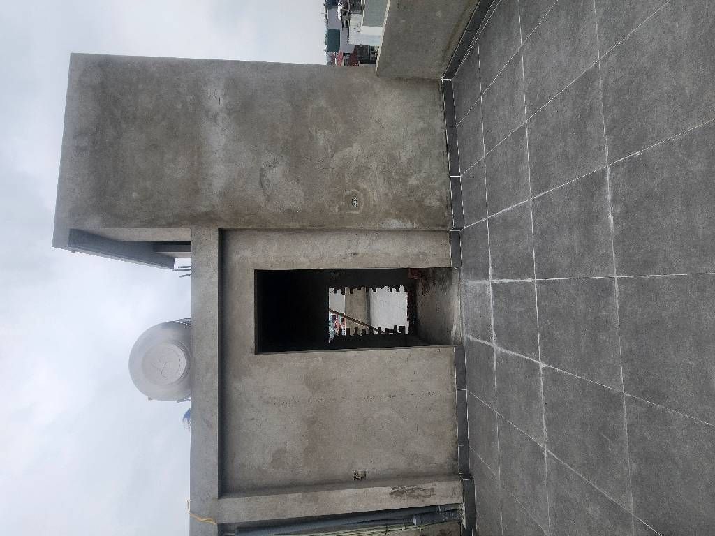 Bán nhà Khuyến Lương - diện tích 30m2 6 tầng - thang máy, ba gác đỗ cửa - giá 8,5 tỷ