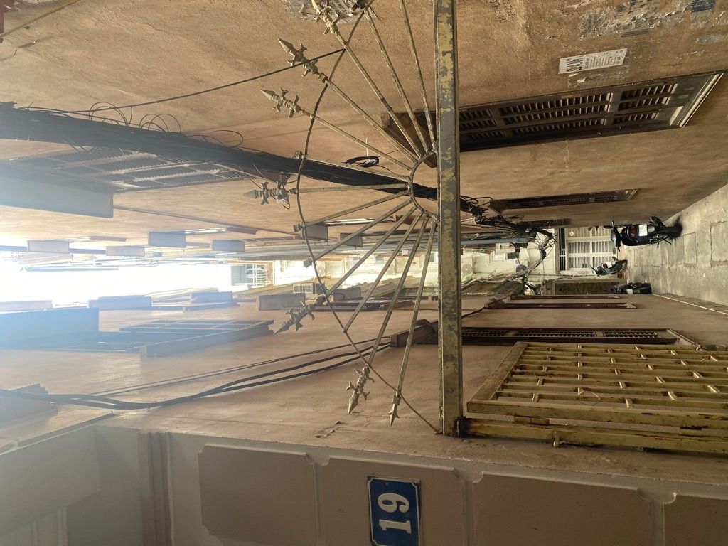 Bán nhà Thống Nhất - diện tích 62m2 6 tầng - Nhà lô góc 3 thoáng - giá 13,6 tỷ