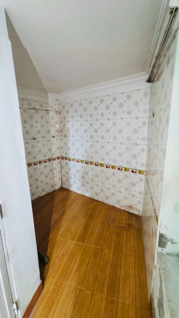 Bán nhà Dương Văn Bé - diện tích 29.1m2 2 tầng - mặt ngõ, giá 6,3 tỷ