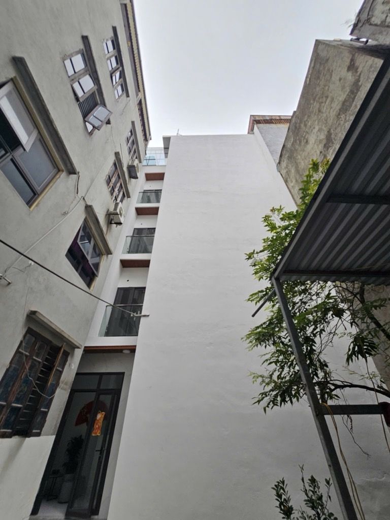 Bán nhà Giáp Nhị - diện tích 33,9m2 5 tầng - Nhà thang máy, ô tô đỗ cửa - giá 9,2 tỷ