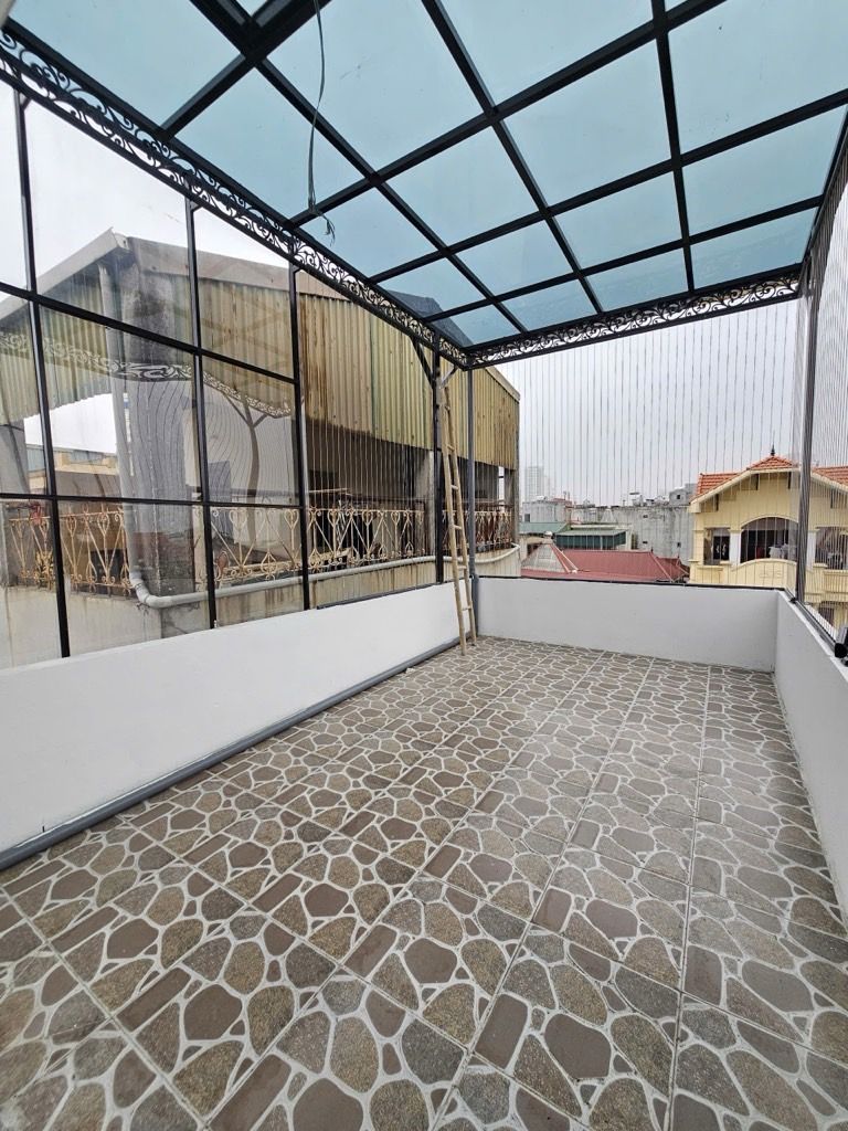 Bán nhà Giáp Nhị - diện tích 33,9m2 5 tầng - Nhà thang máy, ô tô đỗ cửa - giá 9,2 tỷ