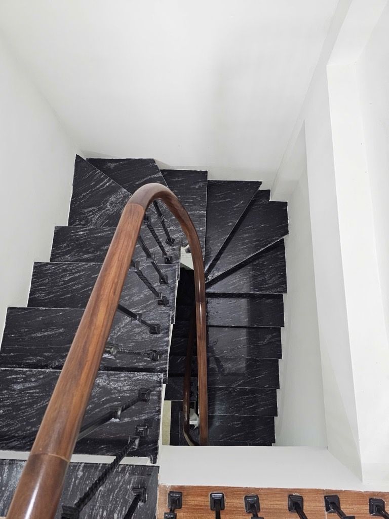 Bán nhà Giáp Nhị - diện tích 33,9m2 5 tầng - Nhà thang máy, ô tô đỗ cửa - giá 9,2 tỷ