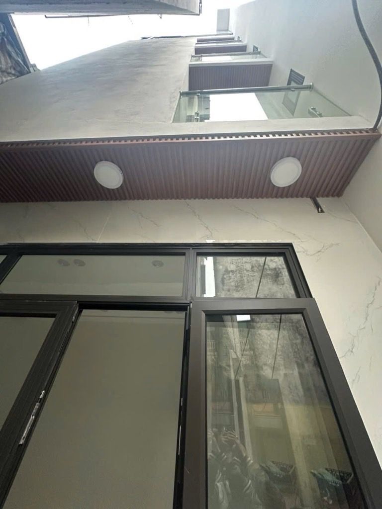 Bán nhà Giáp Nhị - diện tích 33,9m2 5 tầng - Nhà thang máy, ô tô đỗ cửa - giá 9,2 tỷ