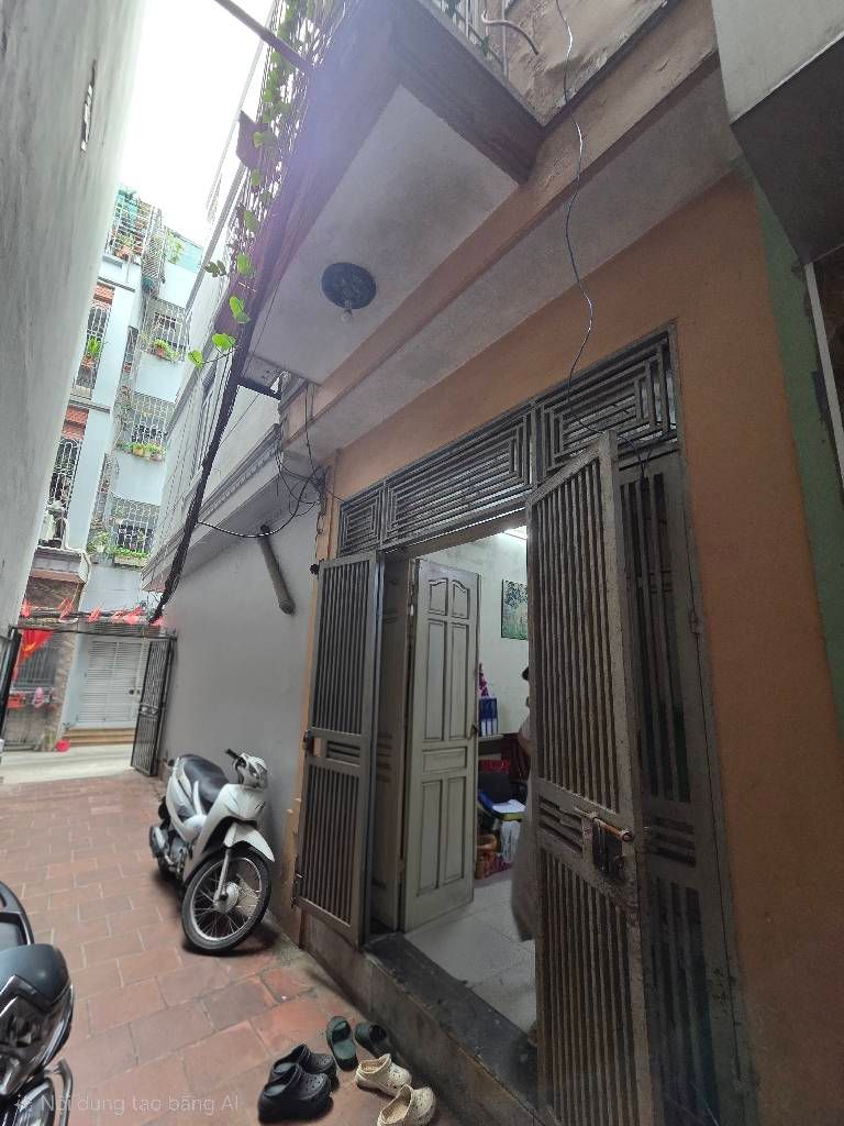 Bán nhà Minh Khai - diện tích 26,4m2 5 tầng - ngõ rộng - giá 8,3 tỷ