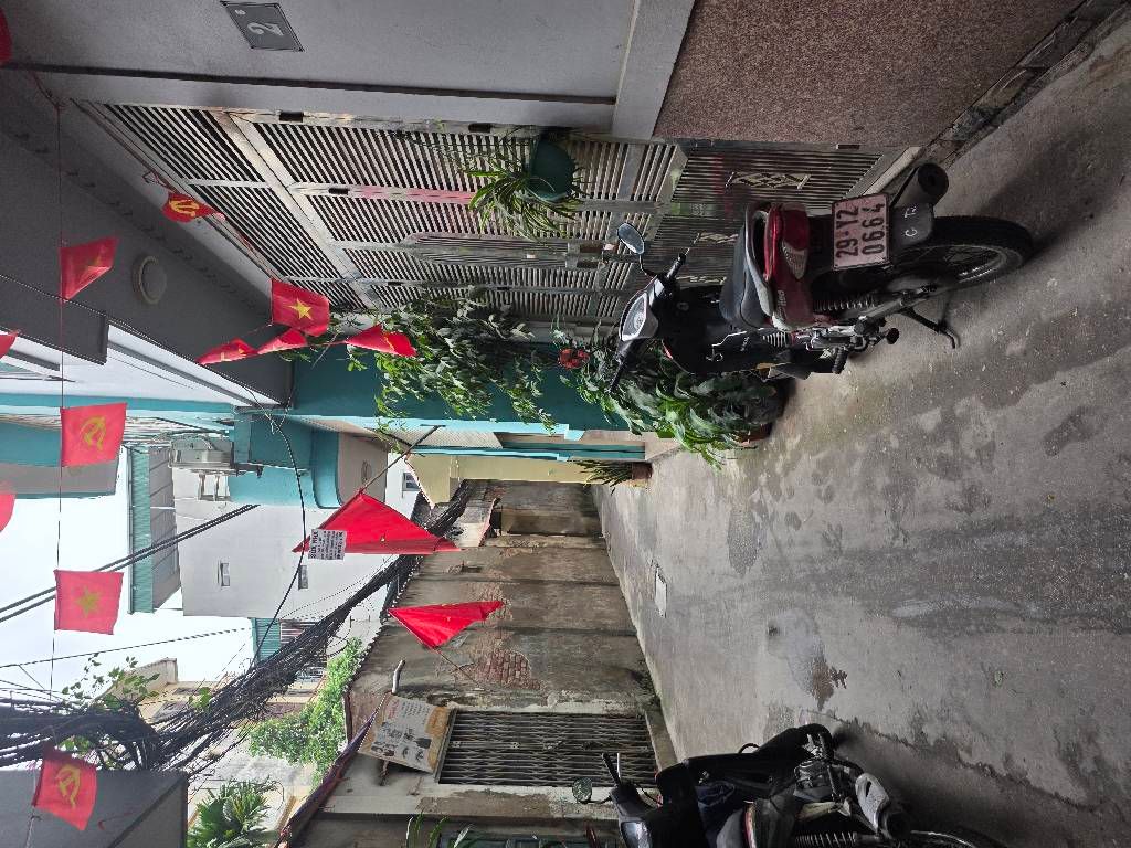 Bán nhà Minh Khai - diện tích 26,4m2 5 tầng - ngõ rộng - giá 8,3 tỷ