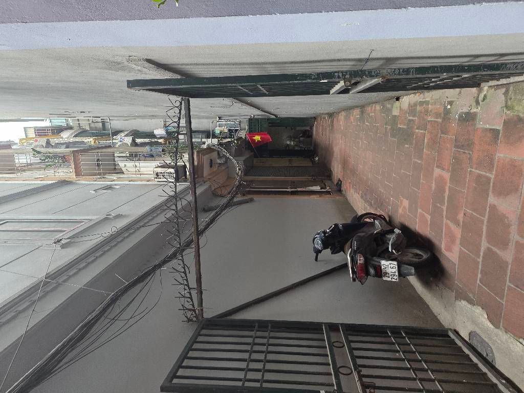 Bán nhà Minh Khai - diện tích 26,4m2 5 tầng - ngõ rộng - giá 8,3 tỷ