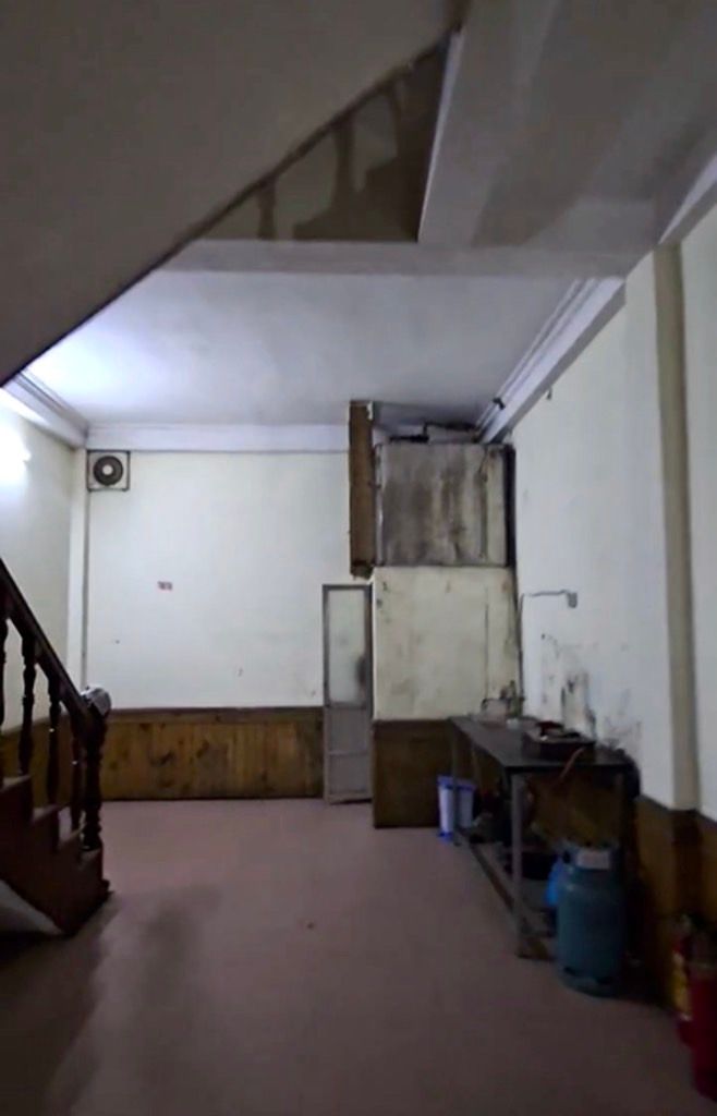 Bán nhà Kim Ngưu - diện tích 35m2 4 tầng - ô tô nhỏ đỗ cửa - giá 11,3 tỷ