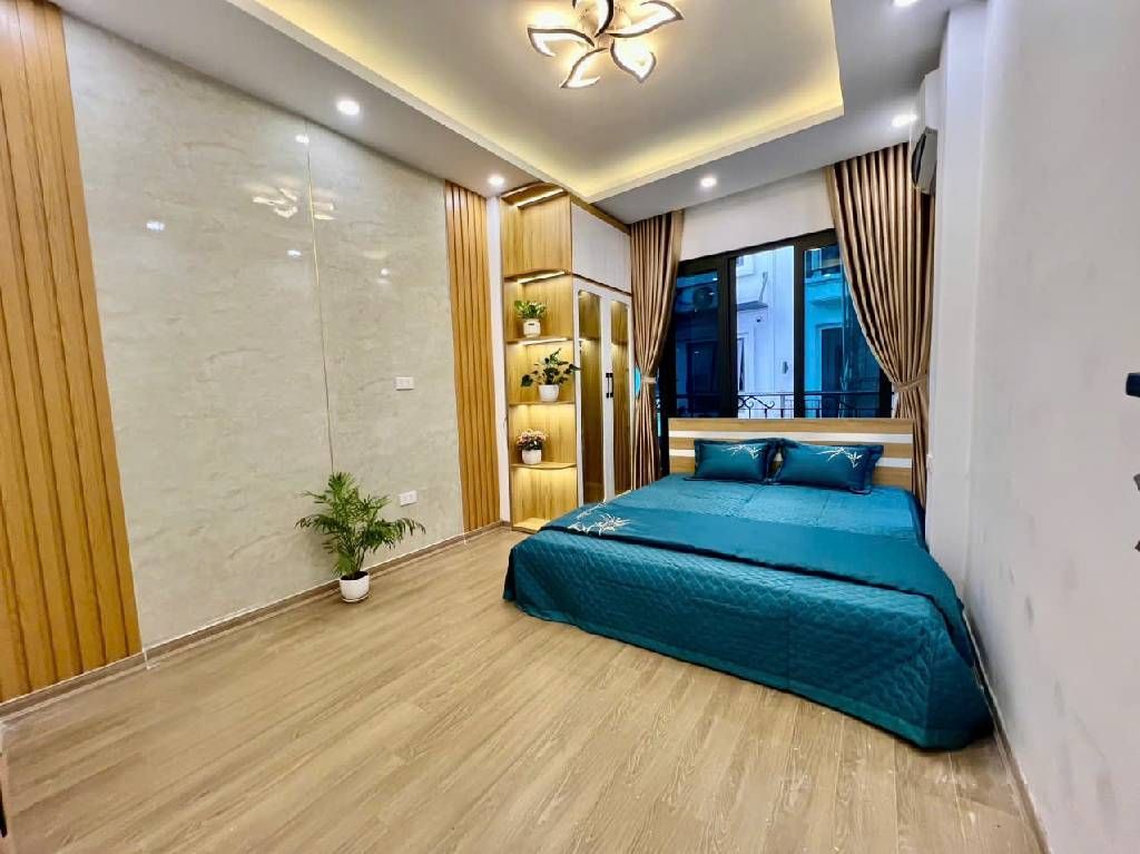 Bán nhà Ngõ Quỳnh - diện tích 13,4m2 5 tầng - Ô tô qua nhà - giá 6,5 tỷ