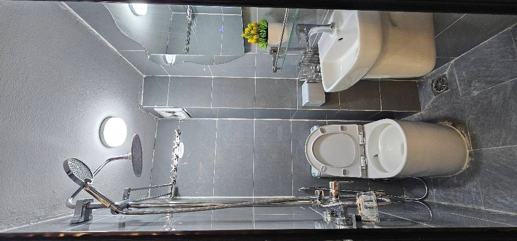 Bán nhà Ngõ Quỳnh - diện tích 13,4m2 5 tầng - Ô tô qua nhà - giá 6,5 tỷ