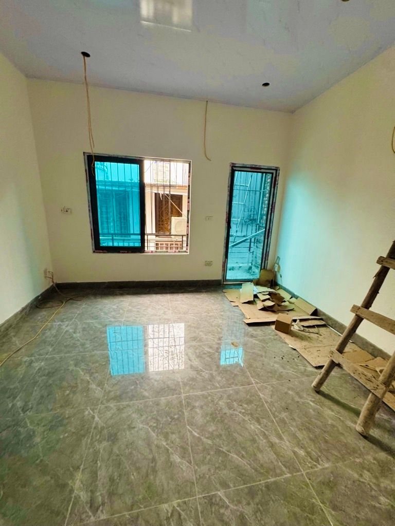 Bán nhà Tân Khai - diện tích 30m2 2 tầng - Ô TÔ TRÁNH ĐỖ TRƯỚC CỔNG - giá 2,35 tỷ