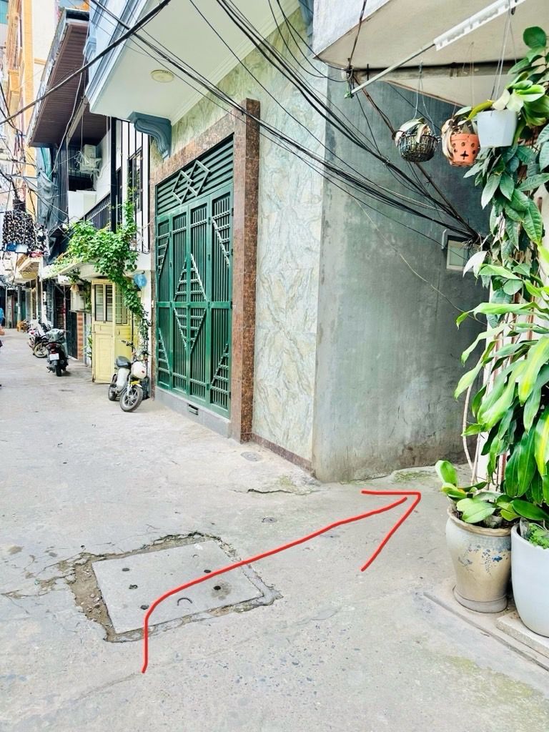 Bán nhà Tân Mai - diện tích 41m2 1 tầng - Ô tô đỗ sát nhà - giá 2,3 tỷ