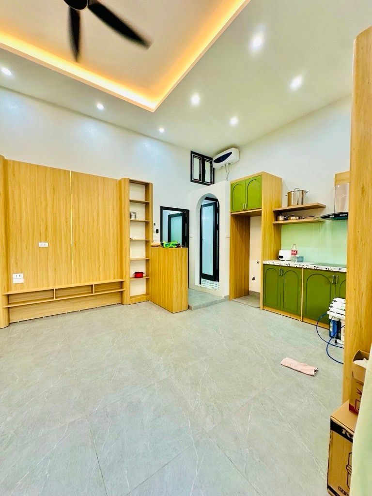 Bán nhà Tân Mai - diện tích 41m2 1 tầng - Ô tô đỗ sát nhà - giá 2,3 tỷ