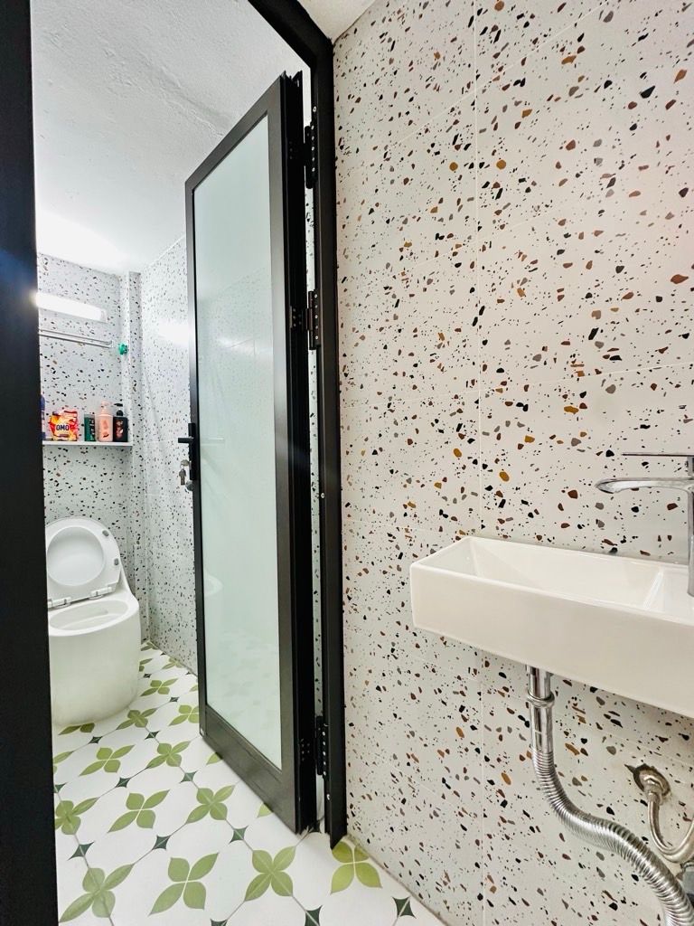 Bán nhà Tân Mai - diện tích 41m2 1 tầng - Ô tô đỗ sát nhà - giá 2,3 tỷ