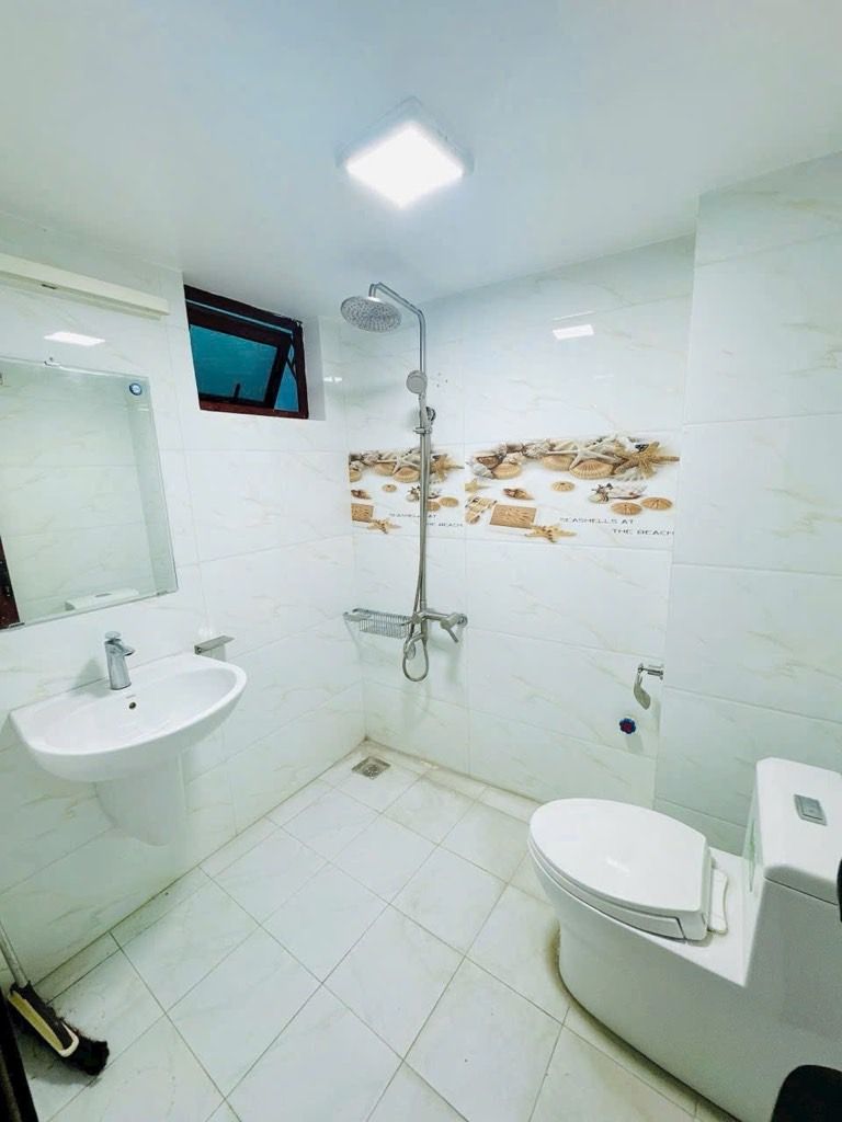 Bán nhà Chợ Khâm Thiên - diện tích 62m2 4 tầng - Nhà đẹp hiếm có - giá 11 tỷ