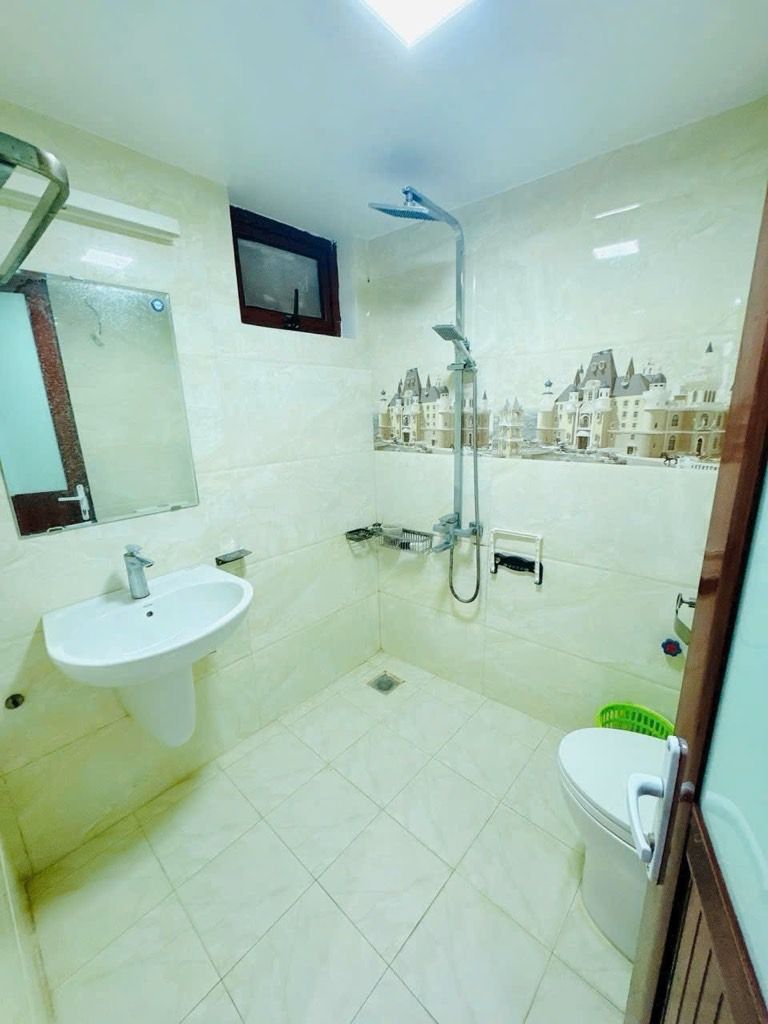 Bán nhà Chợ Khâm Thiên - diện tích 62m2 4 tầng - Nhà đẹp hiếm có - giá 11 tỷ