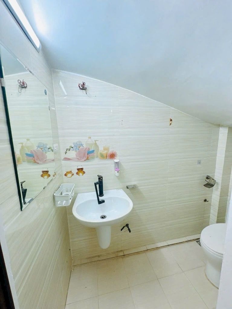 Bán nhà Chợ Khâm Thiên - diện tích 62m2 4 tầng - Nhà đẹp hiếm có - giá 11 tỷ