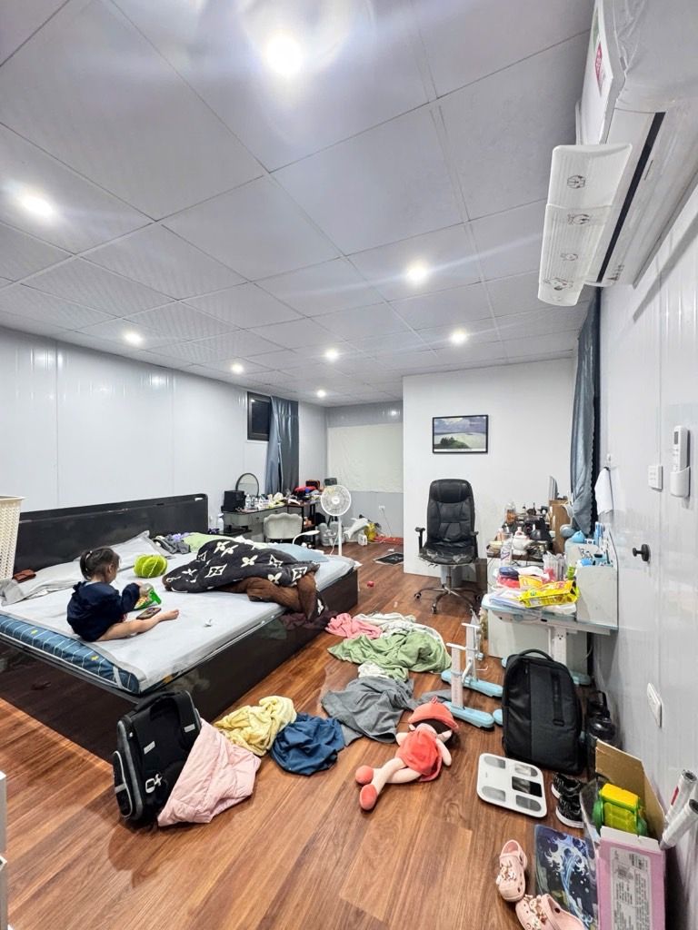 Bán nhà Định Công Hạ - diện tích 65m2 2 tầng - ngõ thông ô tô vào nhà - giá 4,5 tỷ