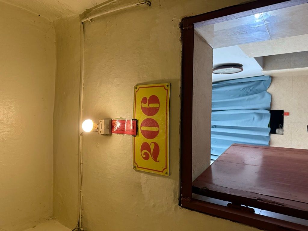 Bán nhà Ngọc Hồi - diện tích 29m2 2 tầng - Căn hộ tập thể - giá 4 tỷ