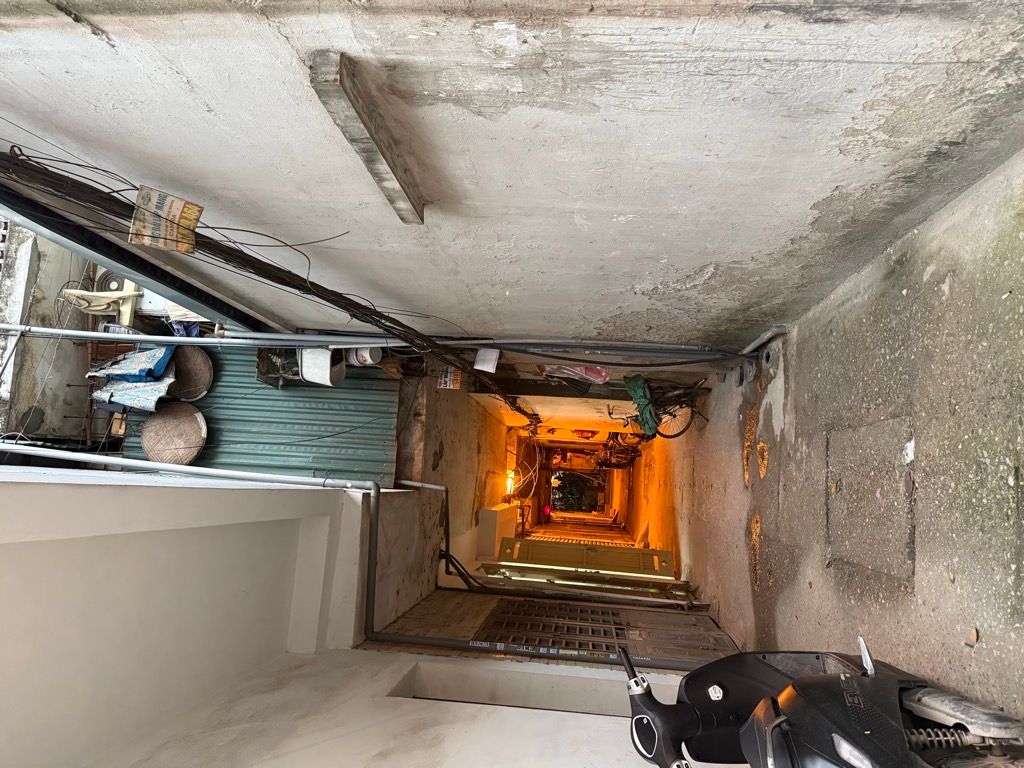 Bán nhà Ngọc Hồi - diện tích 29m2 2 tầng - Căn hộ tập thể - giá 4 tỷ