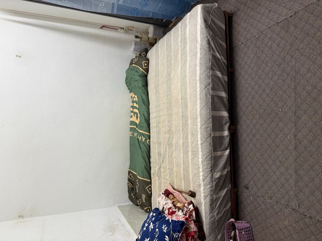 Bán nhà Ngọc Hồi - diện tích 29m2 2 tầng - Căn hộ tập thể - giá 4 tỷ