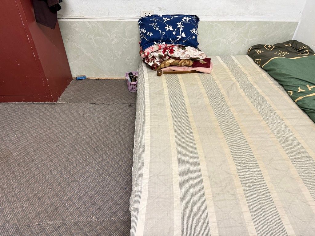 Bán nhà Ngọc Hồi - diện tích 29m2 2 tầng - Căn hộ tập thể - giá 4 tỷ