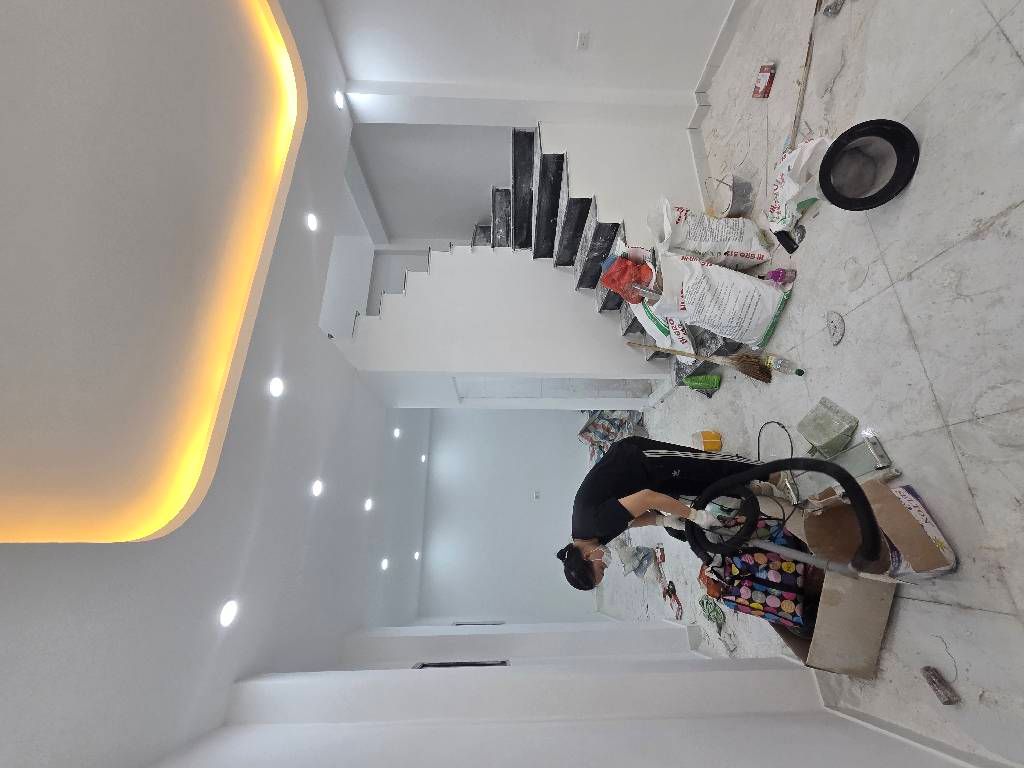 Bán nhà Nguyễn Xiển - diện tích 45,6m2 2 tầng - nhà chưa đánh số - giá 2,5 tỷ