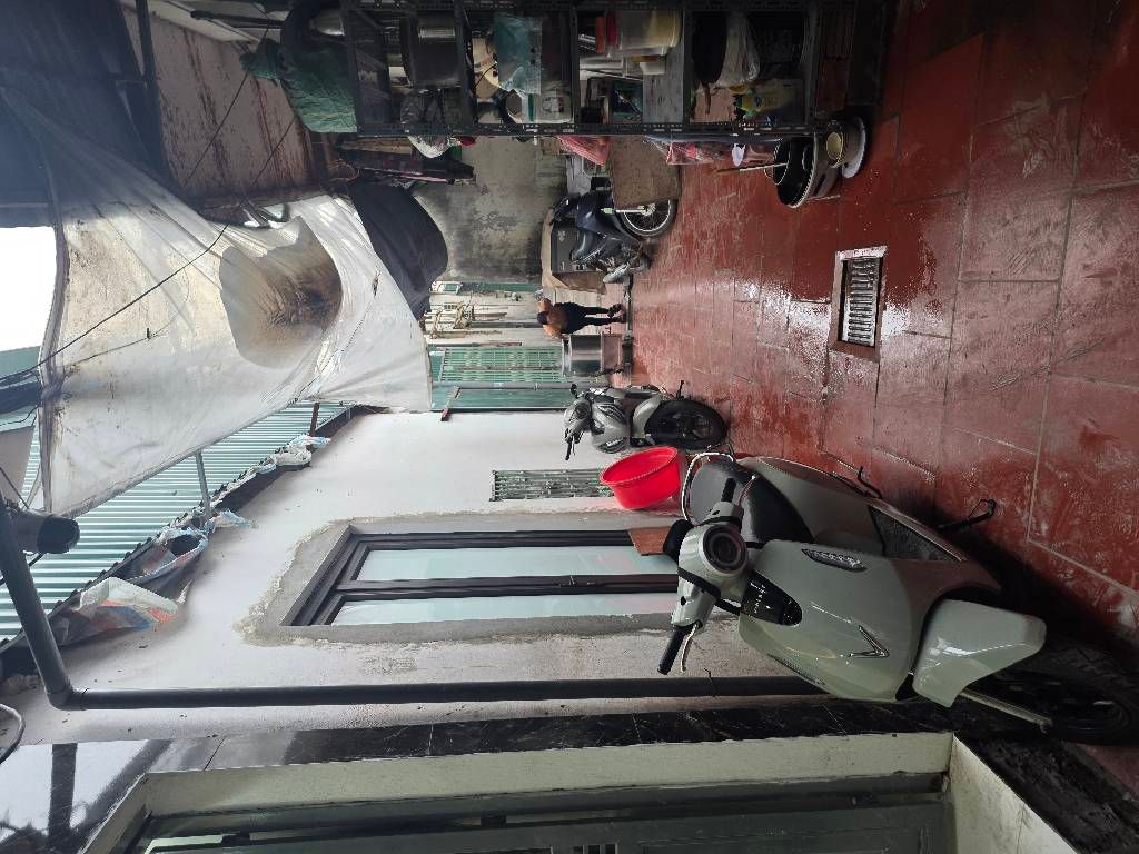 Bán nhà Nguyễn Xiển - diện tích 45,6m2 2 tầng - nhà chưa đánh số - giá 2,5 tỷ