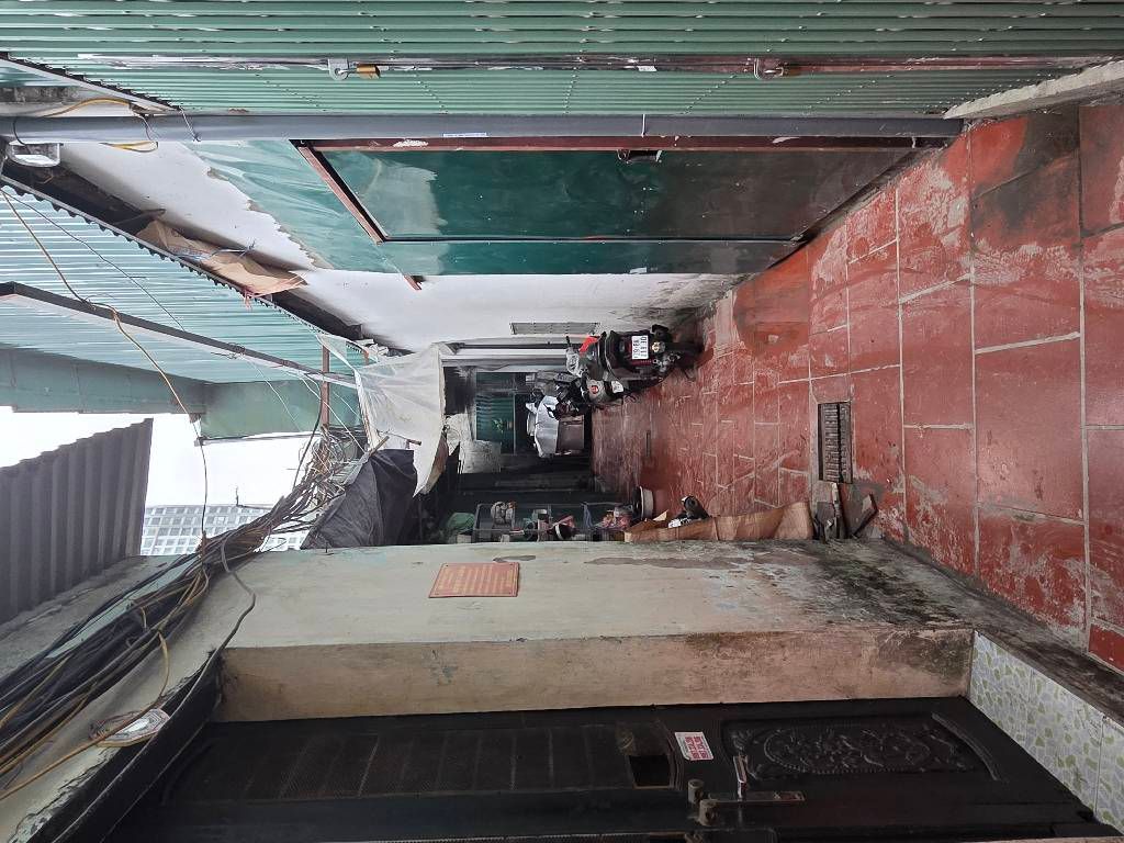 Bán nhà Nguyễn Xiển - diện tích 45,6m2 2 tầng - nhà chưa đánh số - giá 2,5 tỷ