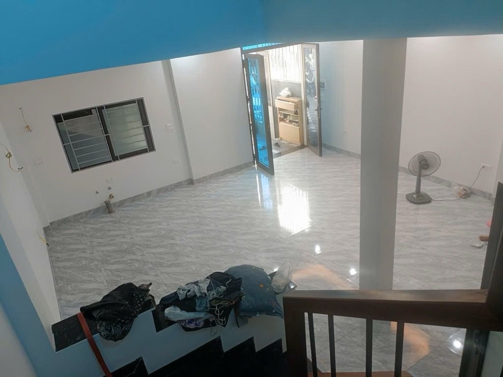 Bán nhà Định Công Hạ - diện tích 70m2 2 tầng - Ngõ Rộng thông - giá 3,98 tỷ