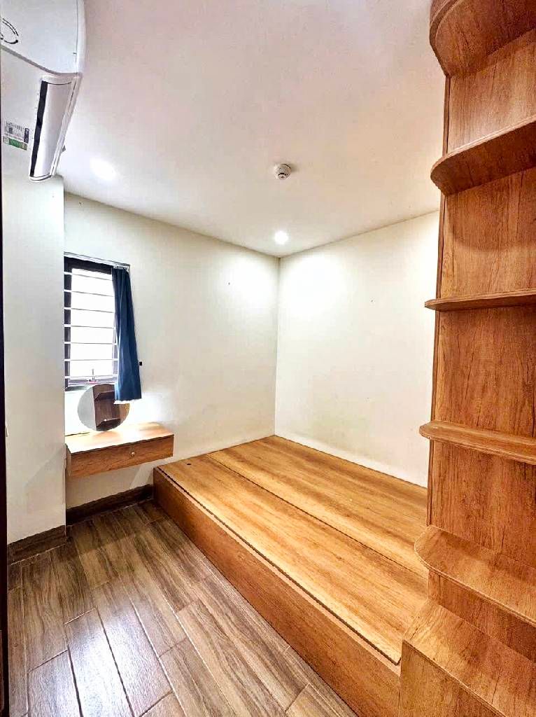 Bán nhà Hoàng Mai - diện tích 50m2 1 tầng - Thang máy - giá 2,6 tỷ